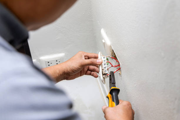 Best Ceiling Fan Installation Electrician  in Tuolumne City, CA